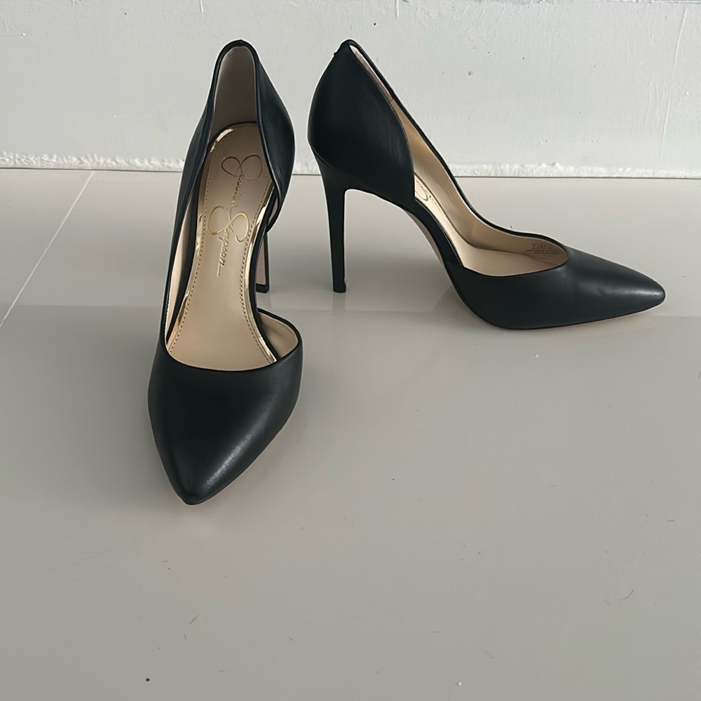 NWOT Jessica Simpson Black Heels